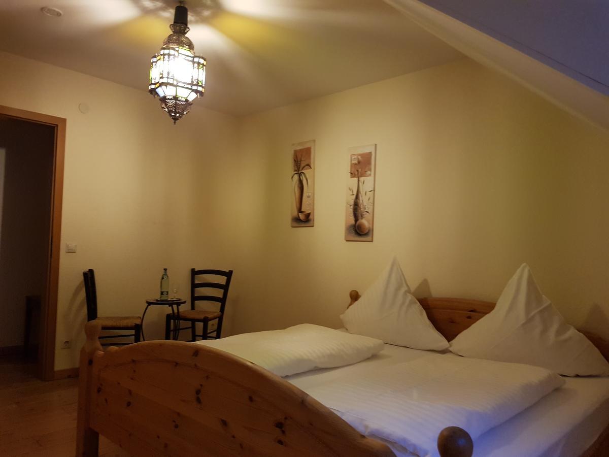 Hotel Gasthof Zum Lowen Wiechs am Randen Εξωτερικό φωτογραφία